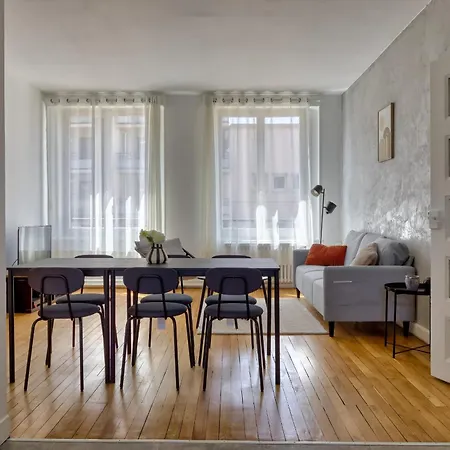 Le Lili's Elegant F4 Proche Du Centre-ville De Apartment *